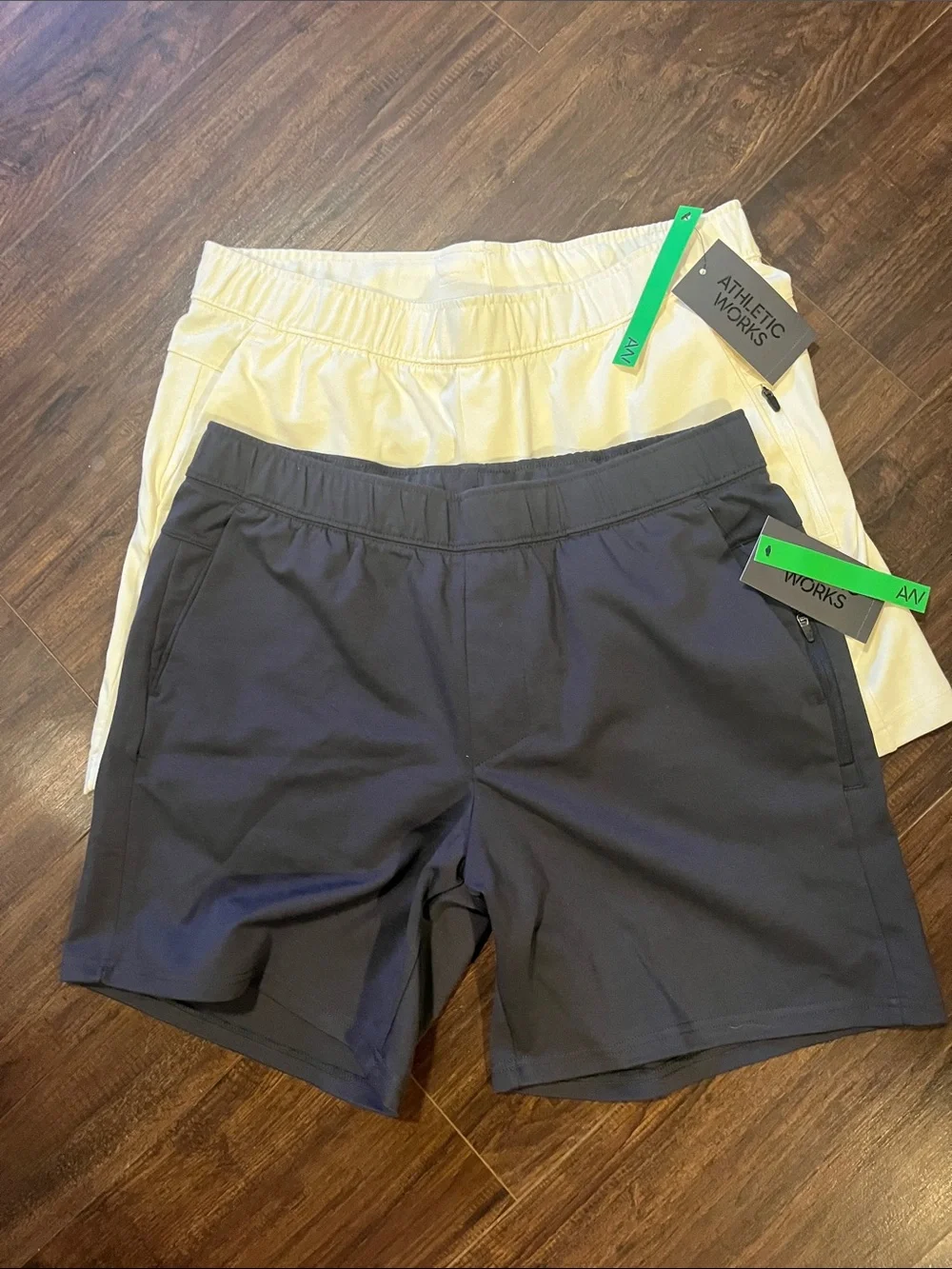 2psirs Athletic Works men’s Active Shorts - Navy and cream
